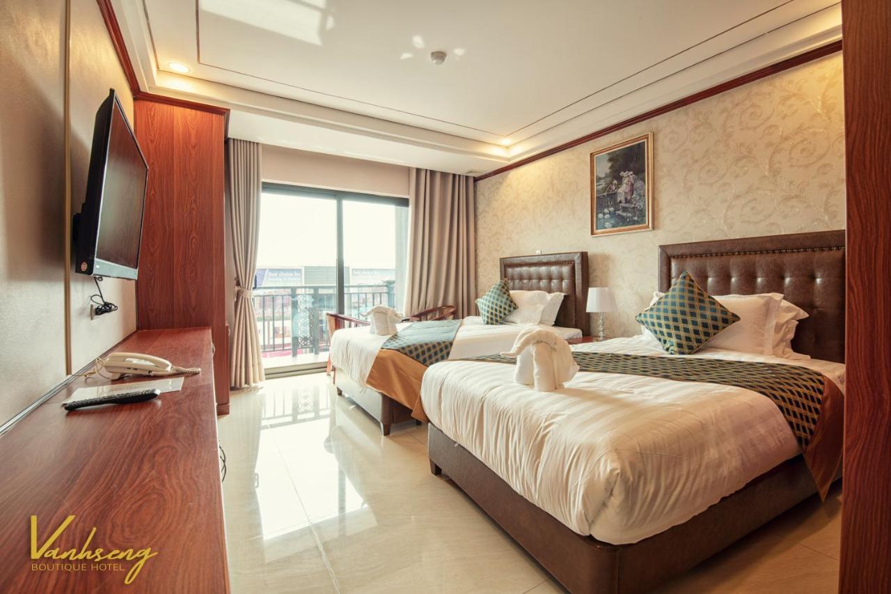 Vanhseng Boutique Vientiane Hotel Exterior photo